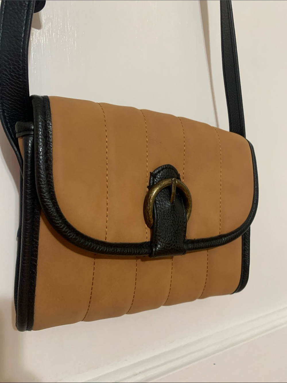 Universal Thread Tan Quilted Crossbody with Black Trim - Picture 3 of 5